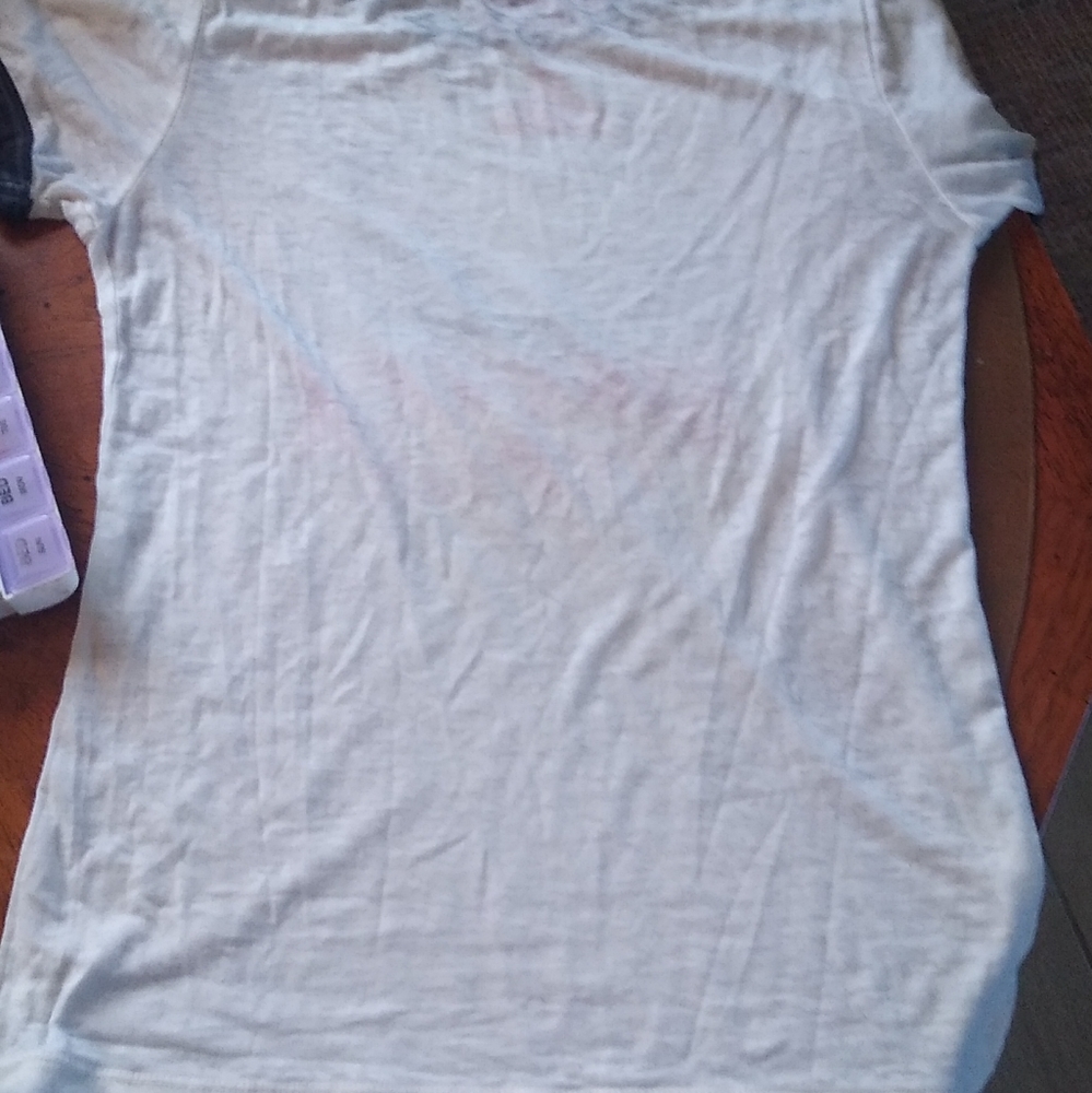 Stranger things t-shirt Netflix - Picture 3 of 3